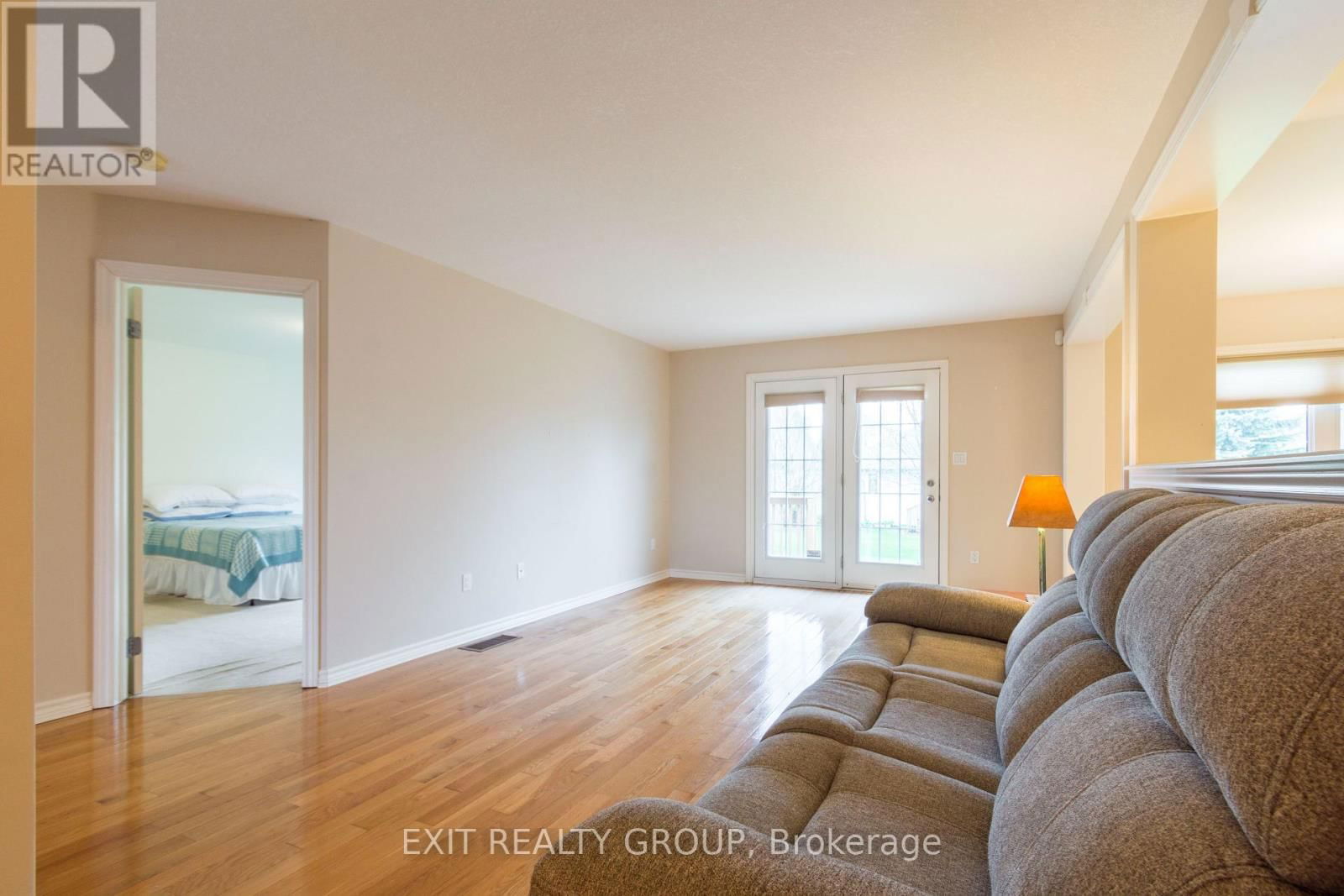24 ALETHA DRIVE Image 8
