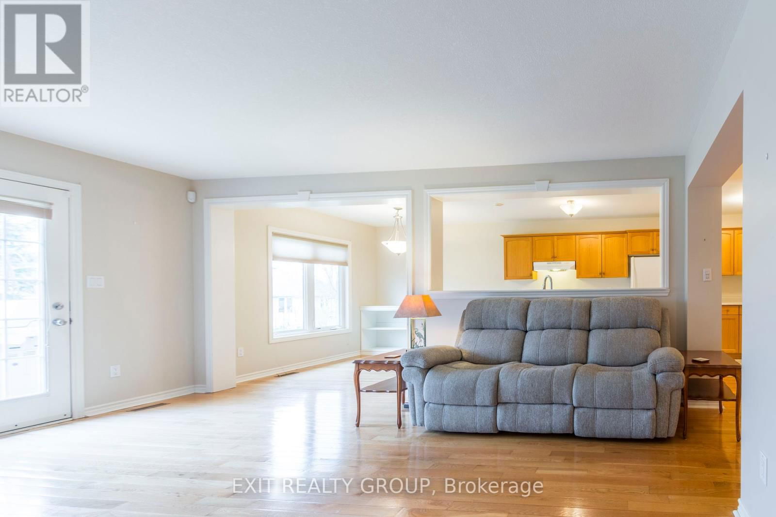 24 ALETHA DRIVE Image 9