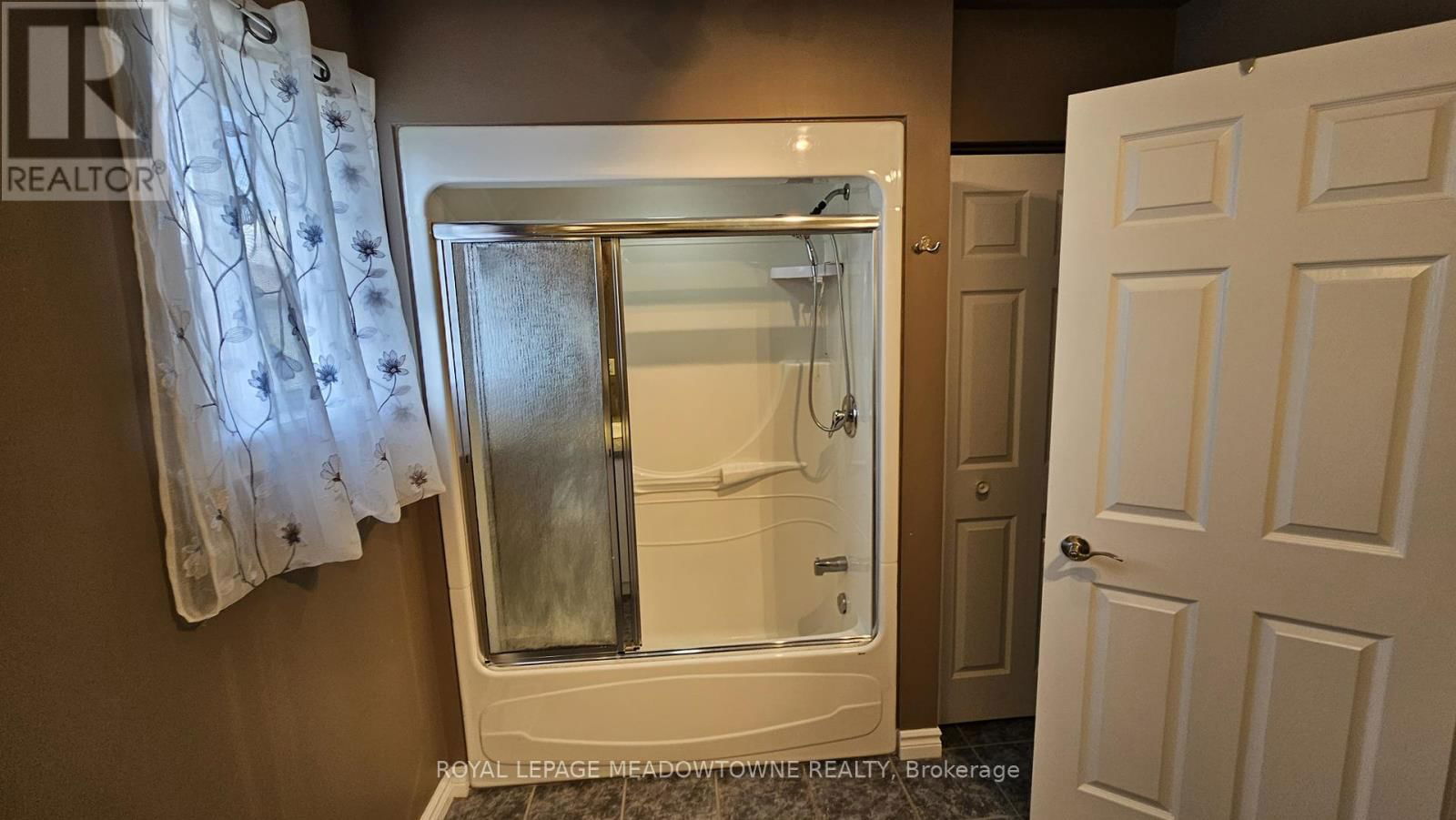 135 TAYLOR TRAIL Image 10