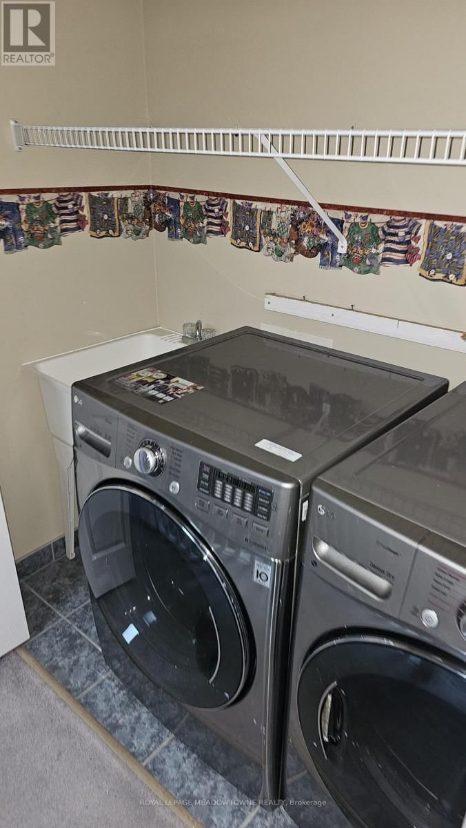 135 TAYLOR TRAIL Image 14