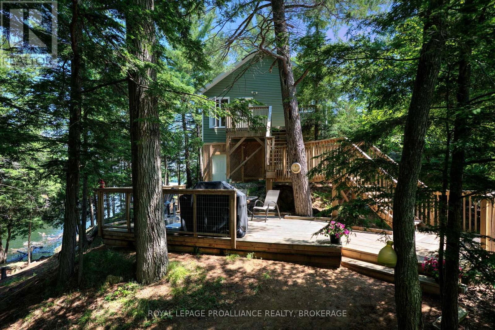 27 GOODS ISLAND Image 1