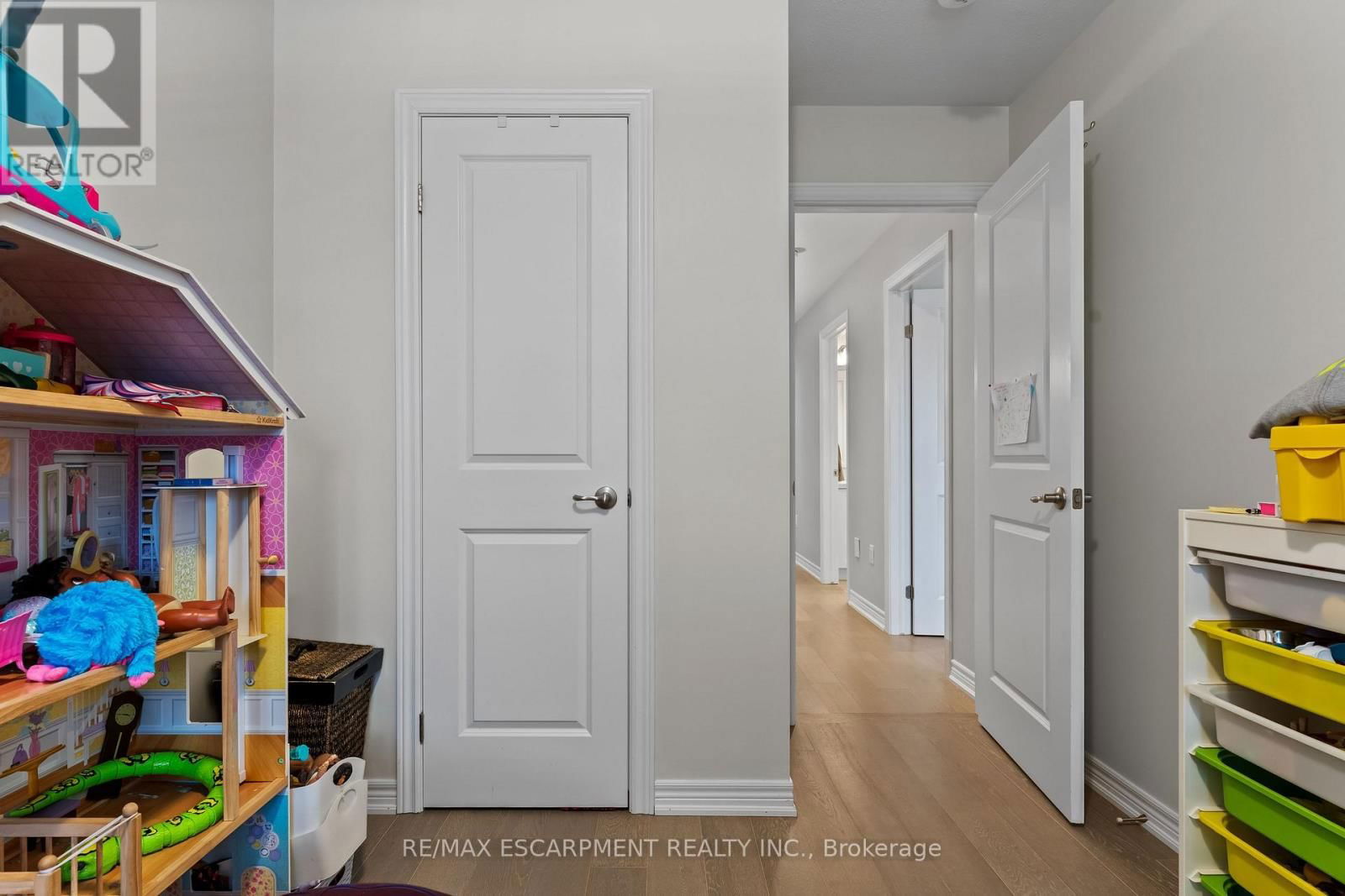 20 - 377 GLANCASTER ROAD Image 20