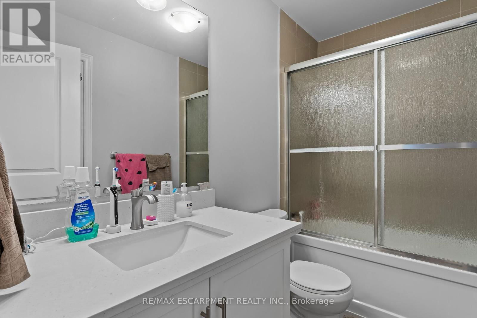 20 - 377 GLANCASTER ROAD Image 21