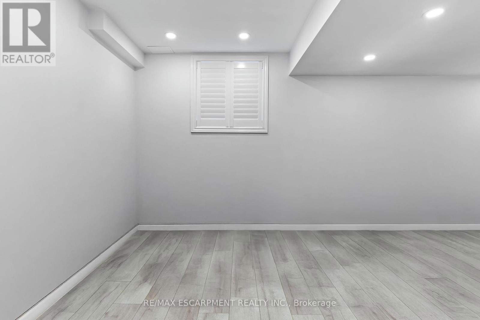 20 - 377 GLANCASTER ROAD Image 24