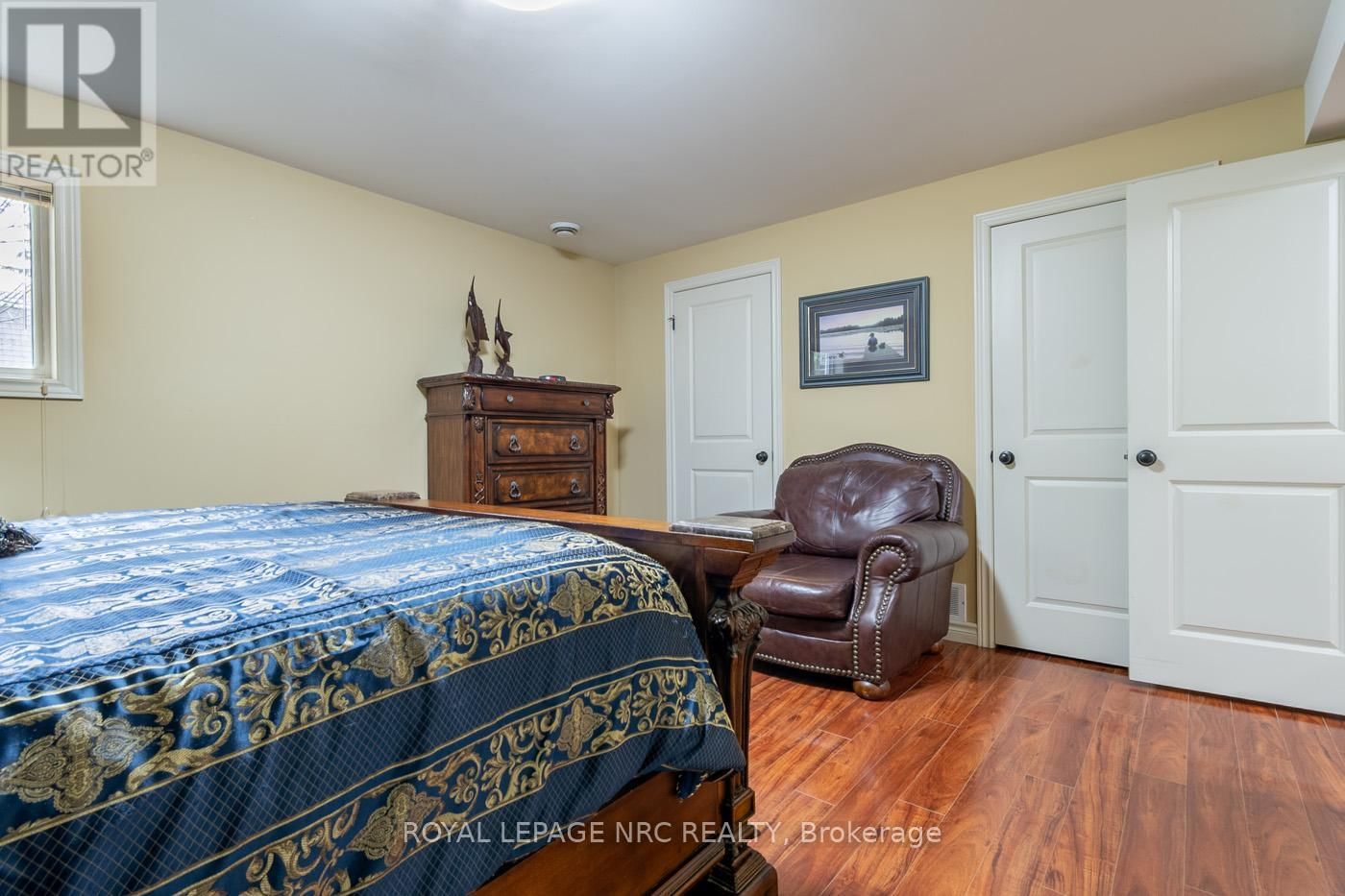 18 MARTHA COURT Image 25