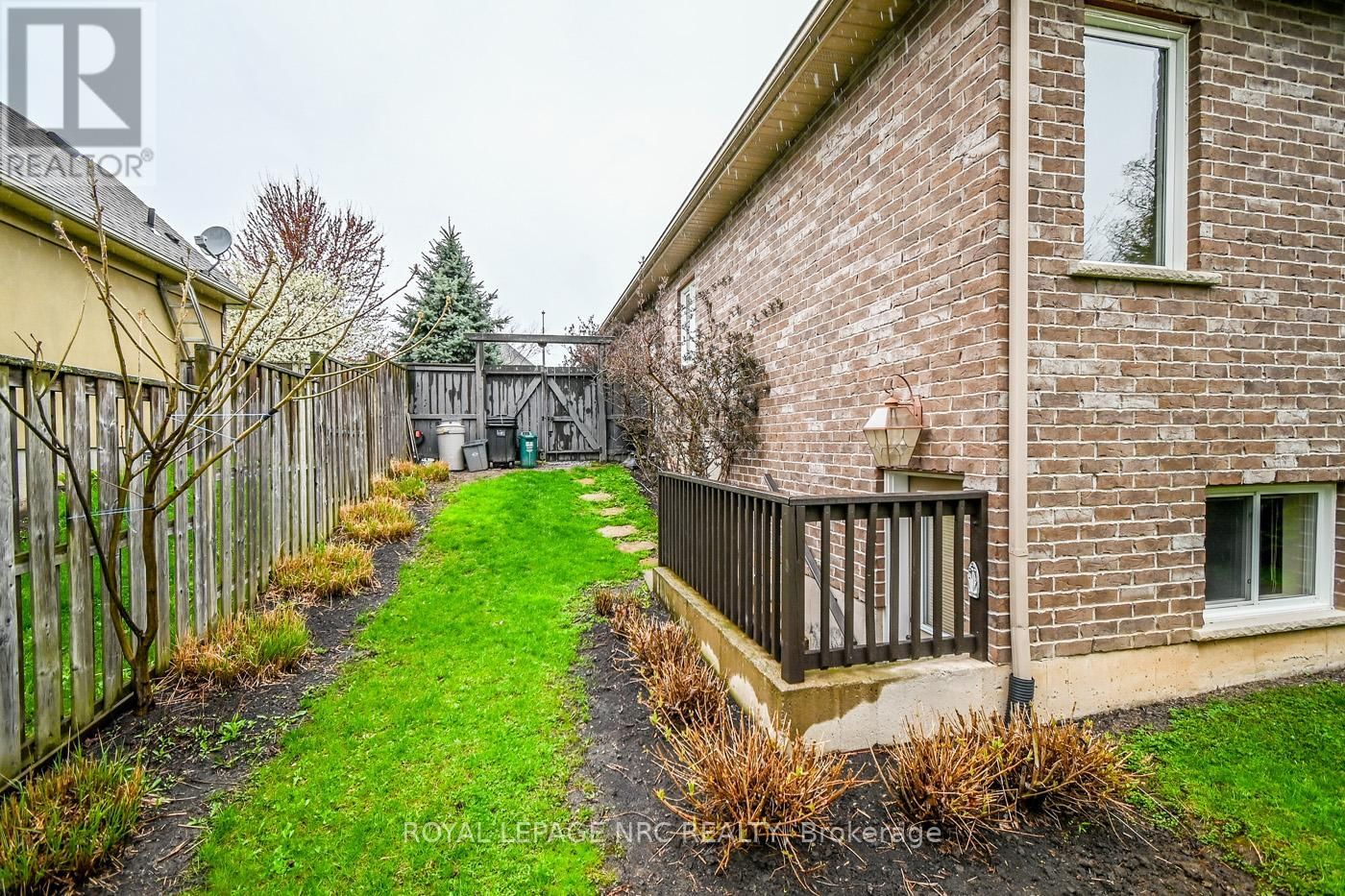 18 MARTHA COURT Image 33