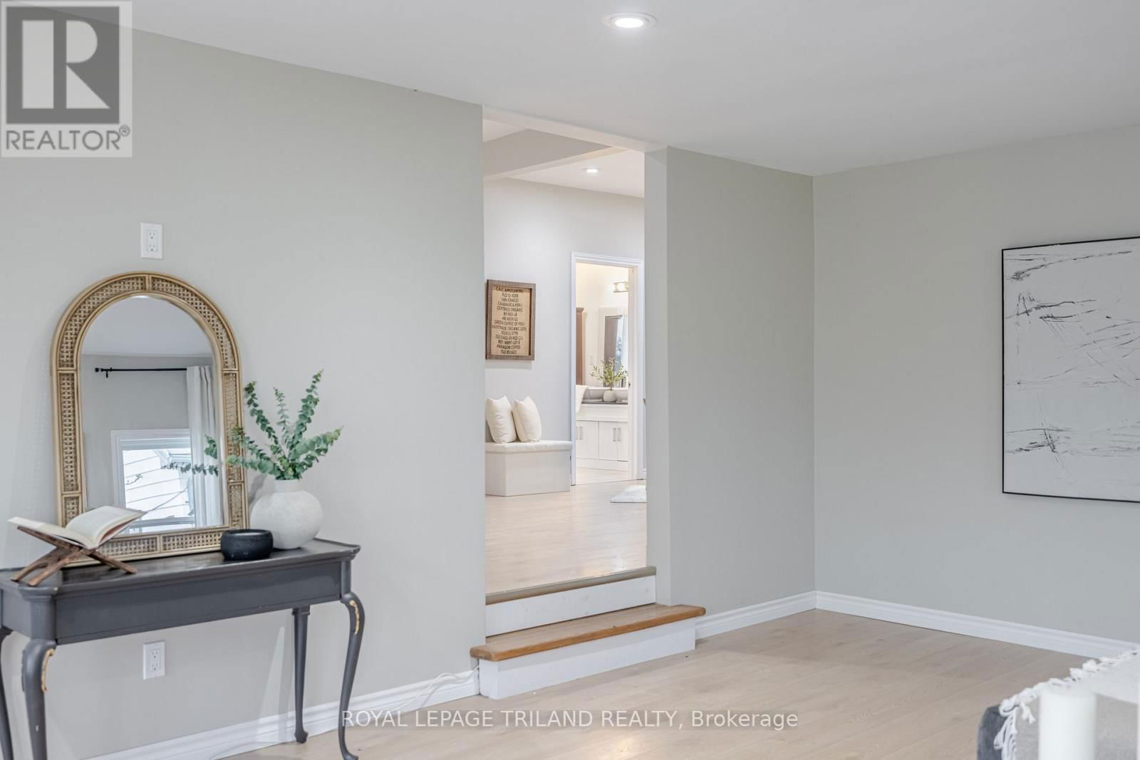 10628 SUNSET ROAD Image 7