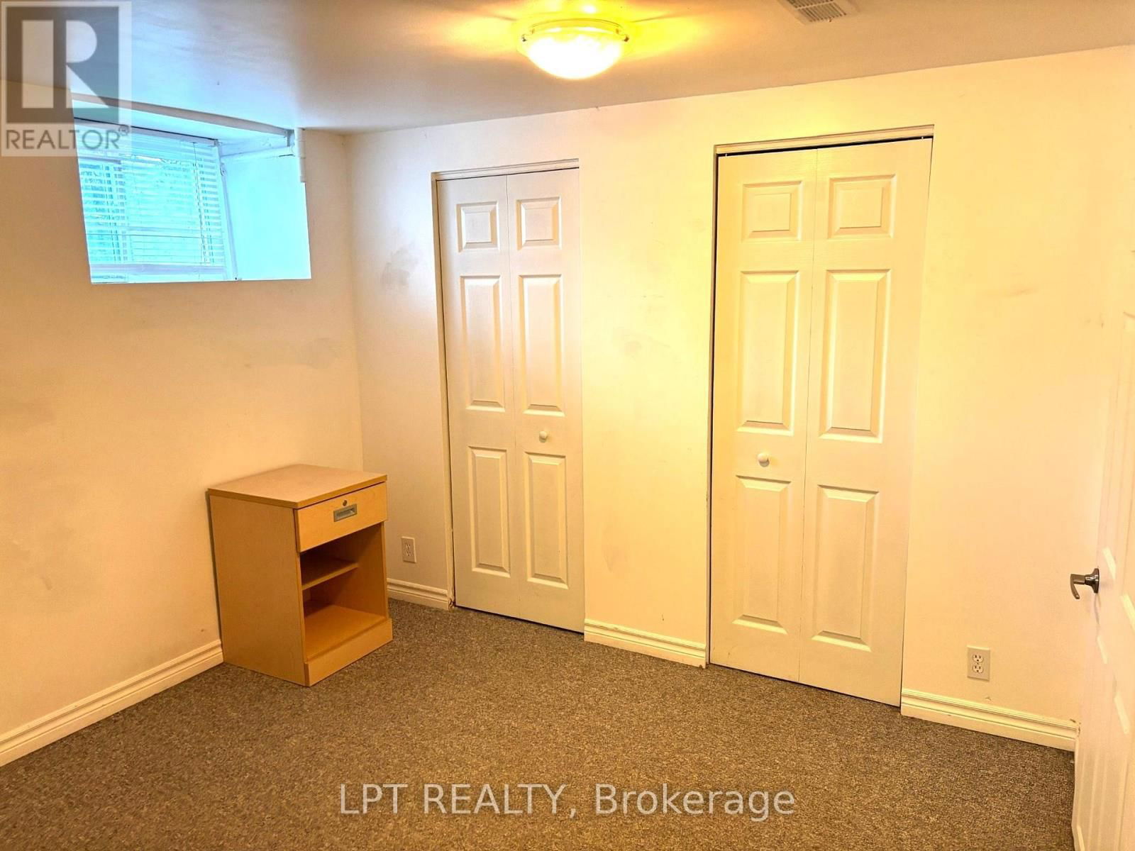 374 BARRIE STREET Image 4