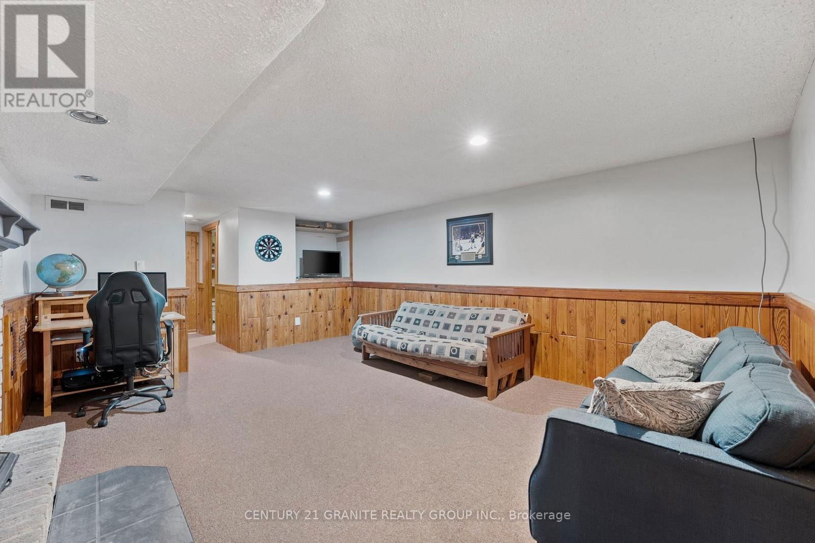 147 SOUTH BAPTISTE LAKE ROAD Image 21