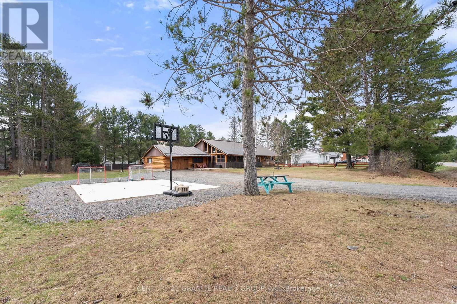 147 SOUTH BAPTISTE LAKE ROAD Image 31