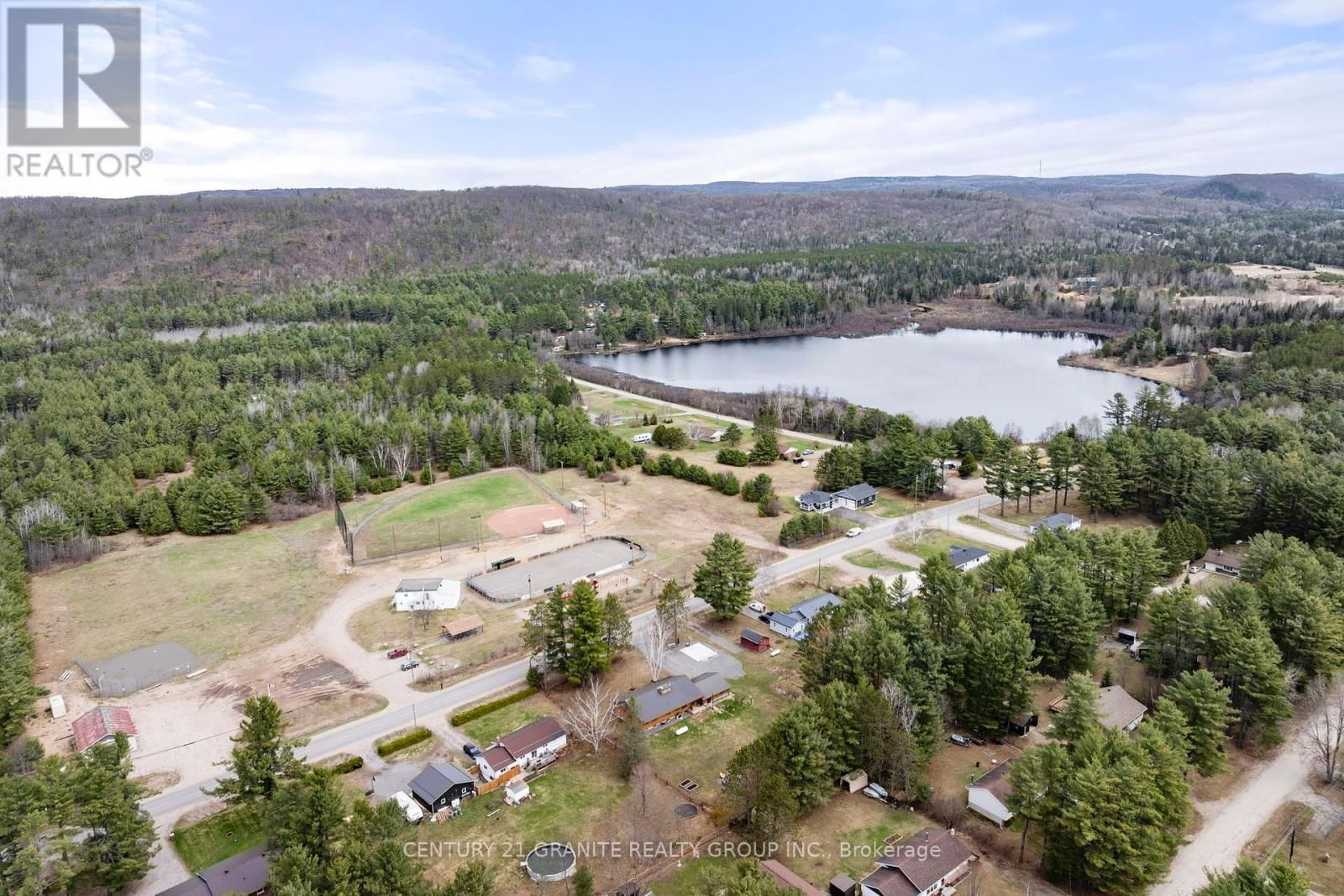 147 SOUTH BAPTISTE LAKE ROAD Image 44