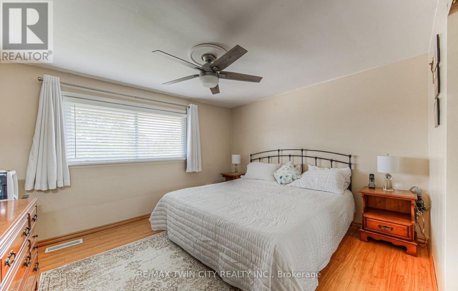 590 MANCHESTER ROAD Image 17