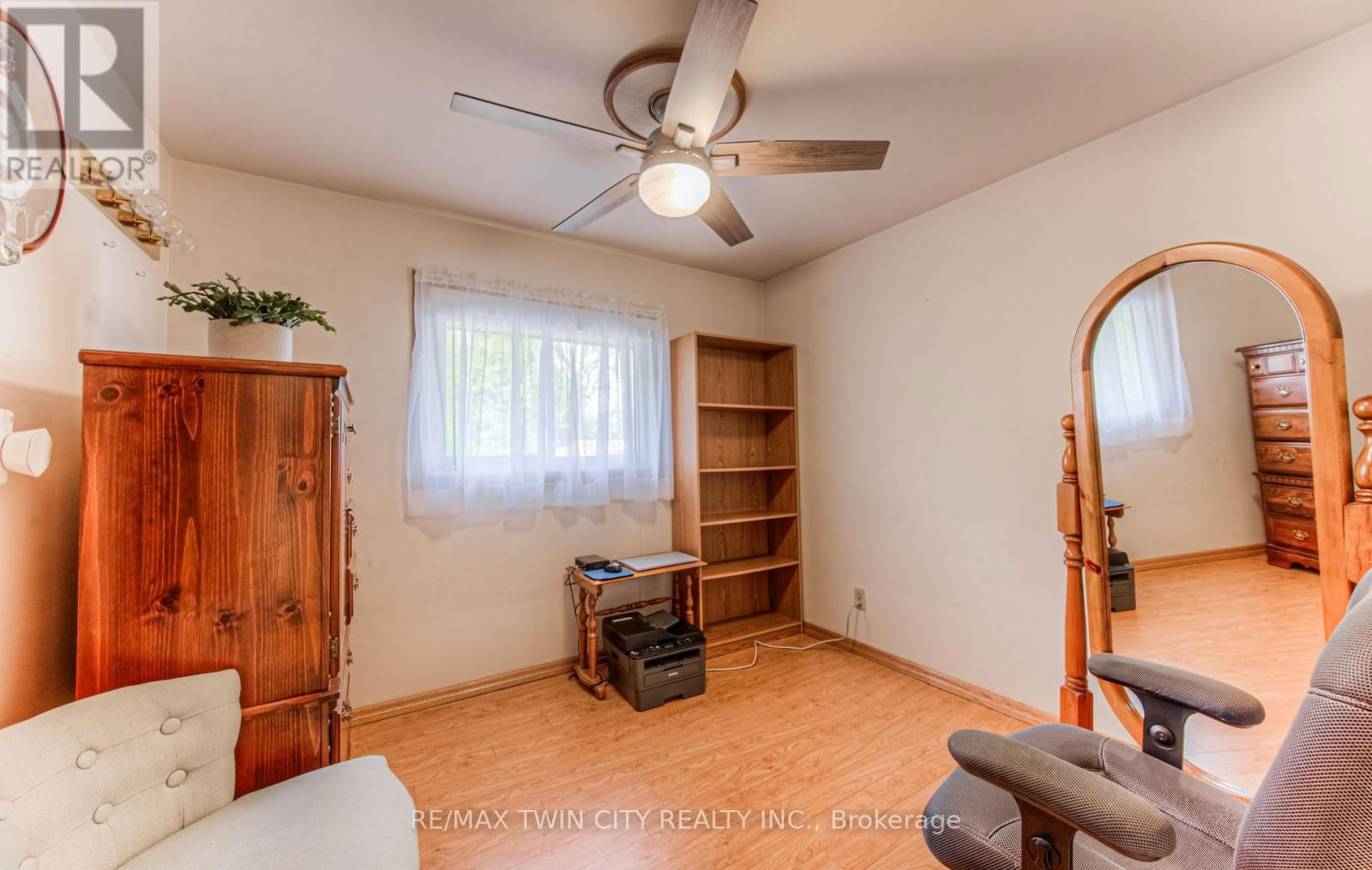 590 MANCHESTER ROAD Image 21