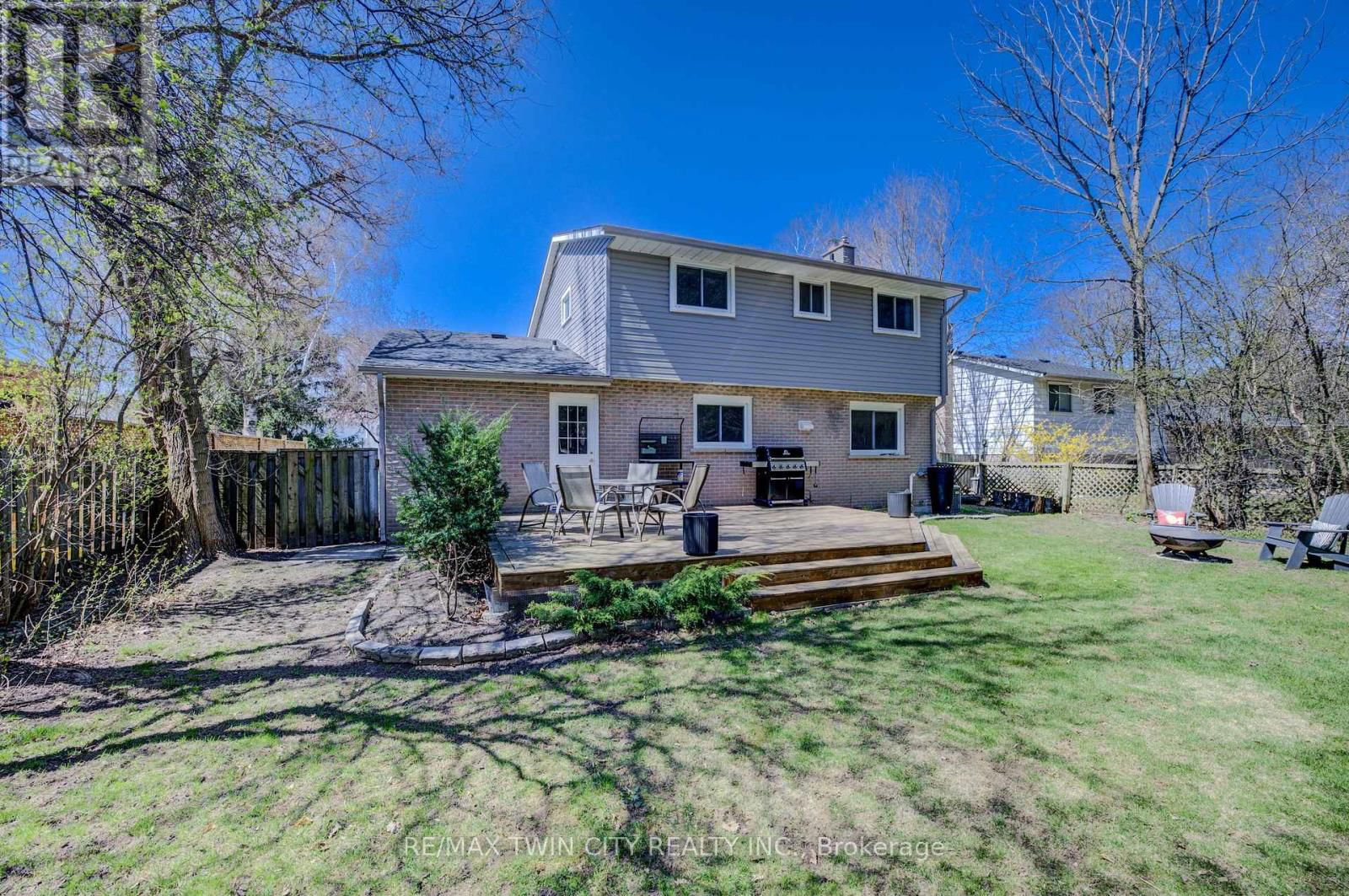 590 MANCHESTER ROAD Image 35