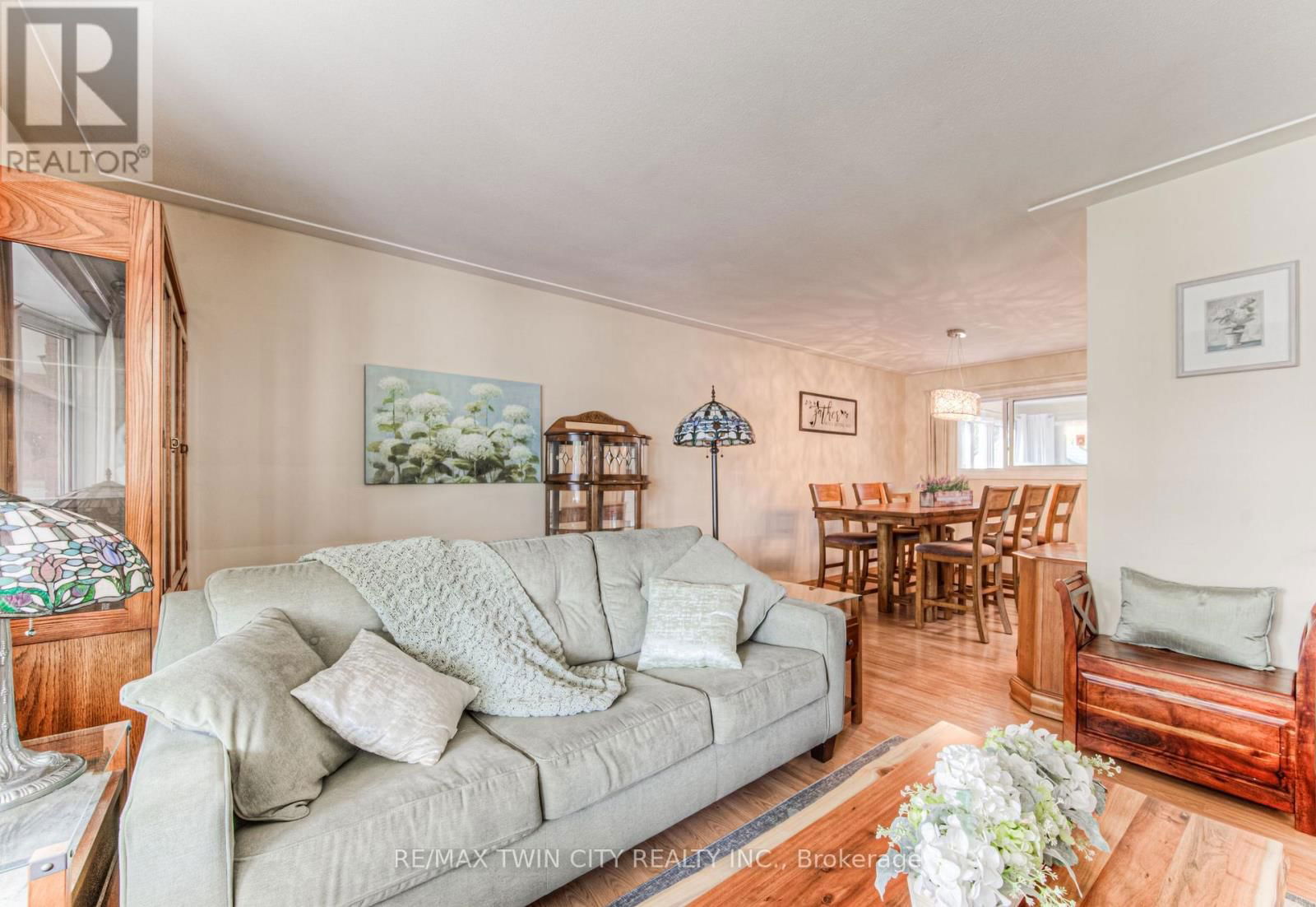 590 MANCHESTER ROAD Image 4