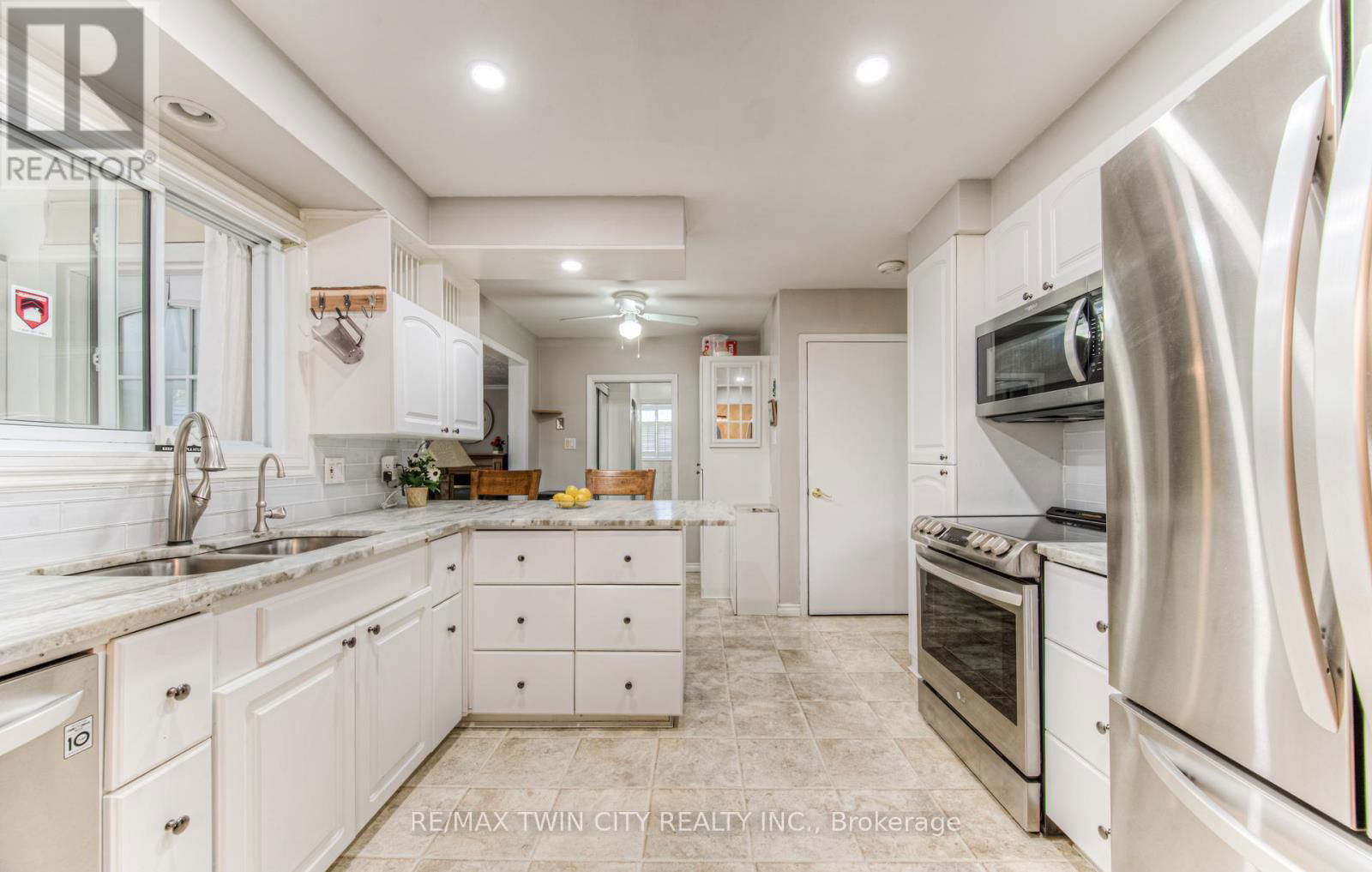 590 MANCHESTER ROAD Image 6