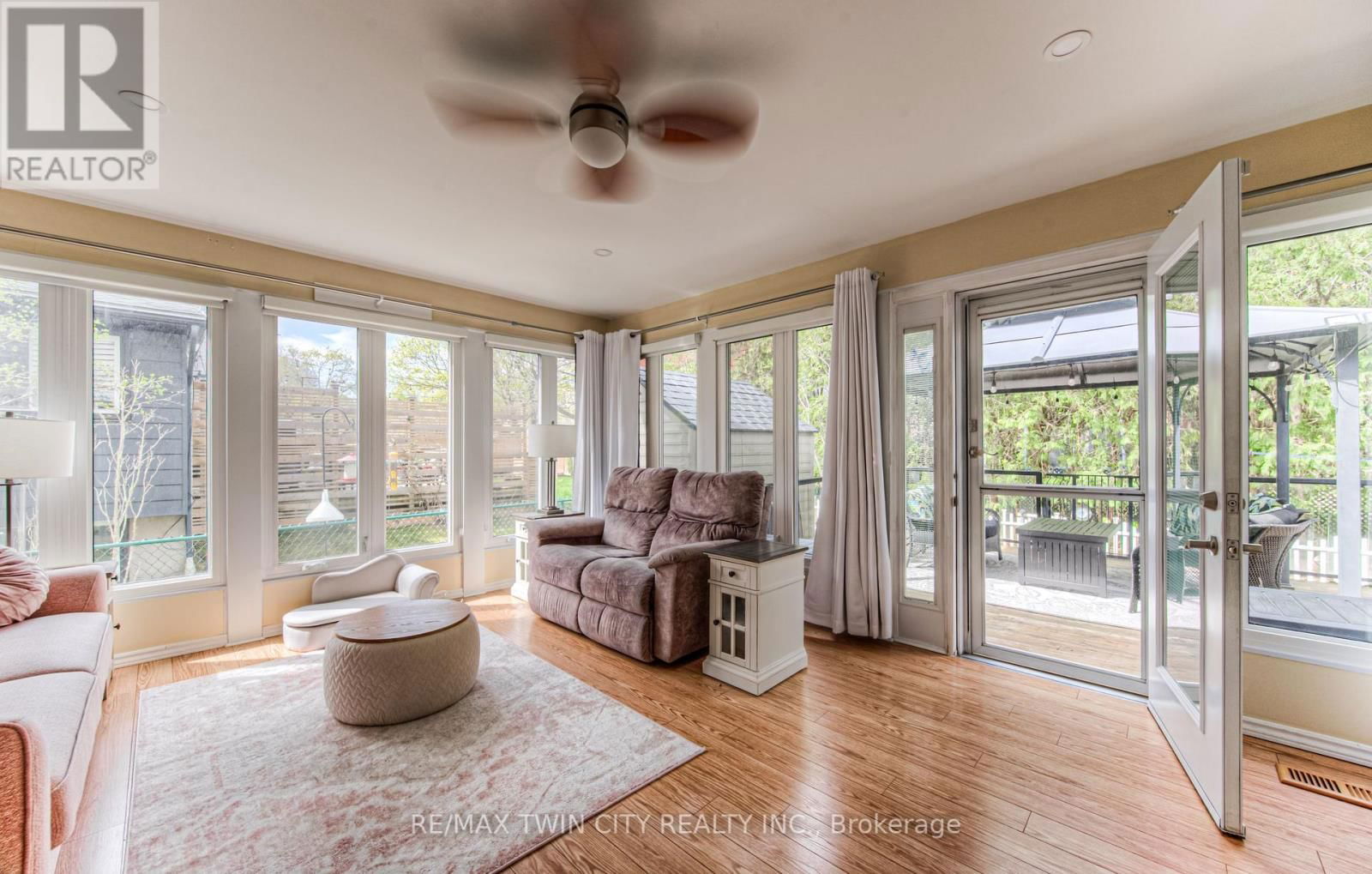 590 MANCHESTER ROAD Image 8