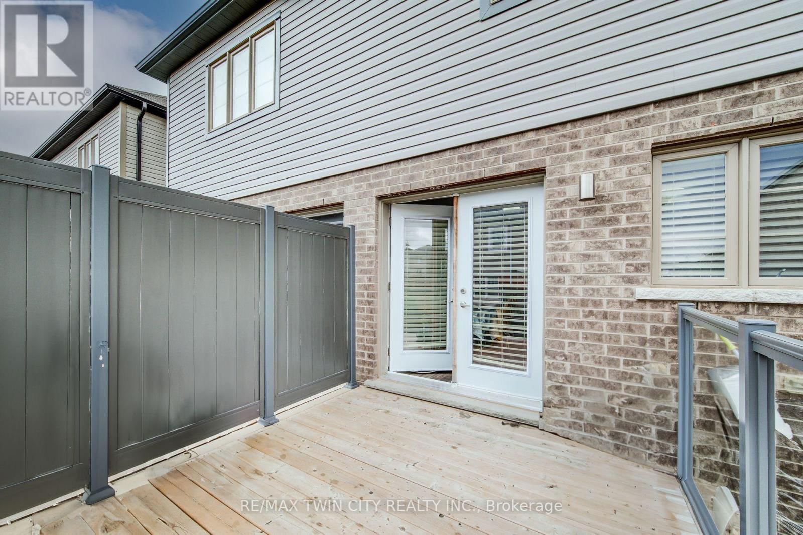 35 - 205 WEST OAK TRAIL Image 18