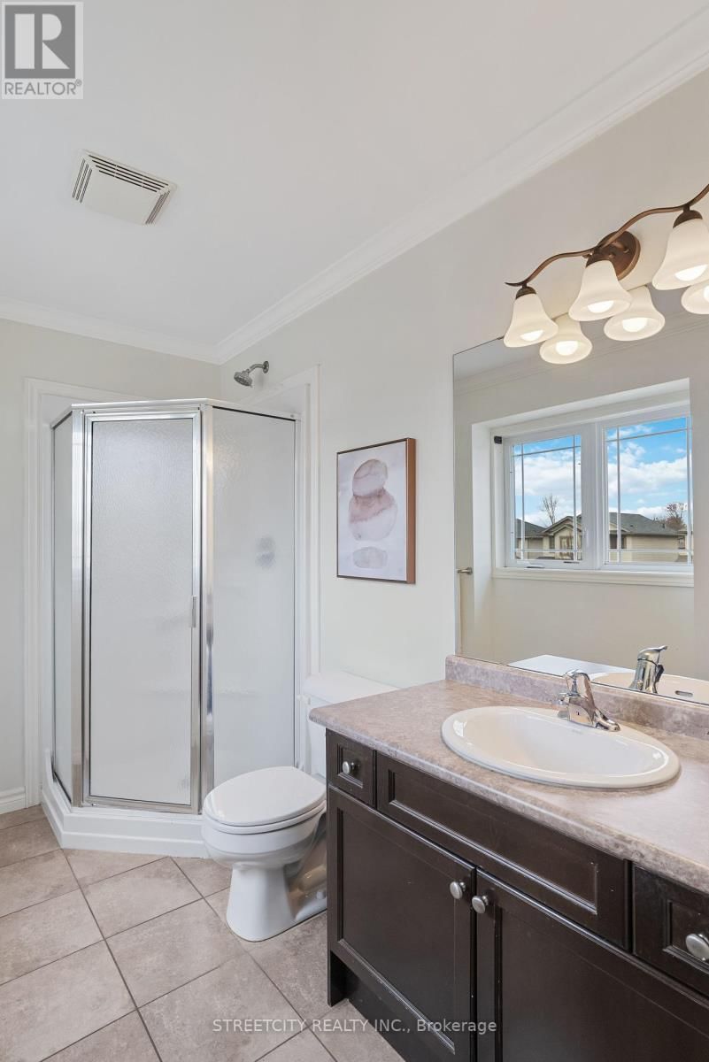 281 BAXTER STREET Image 28