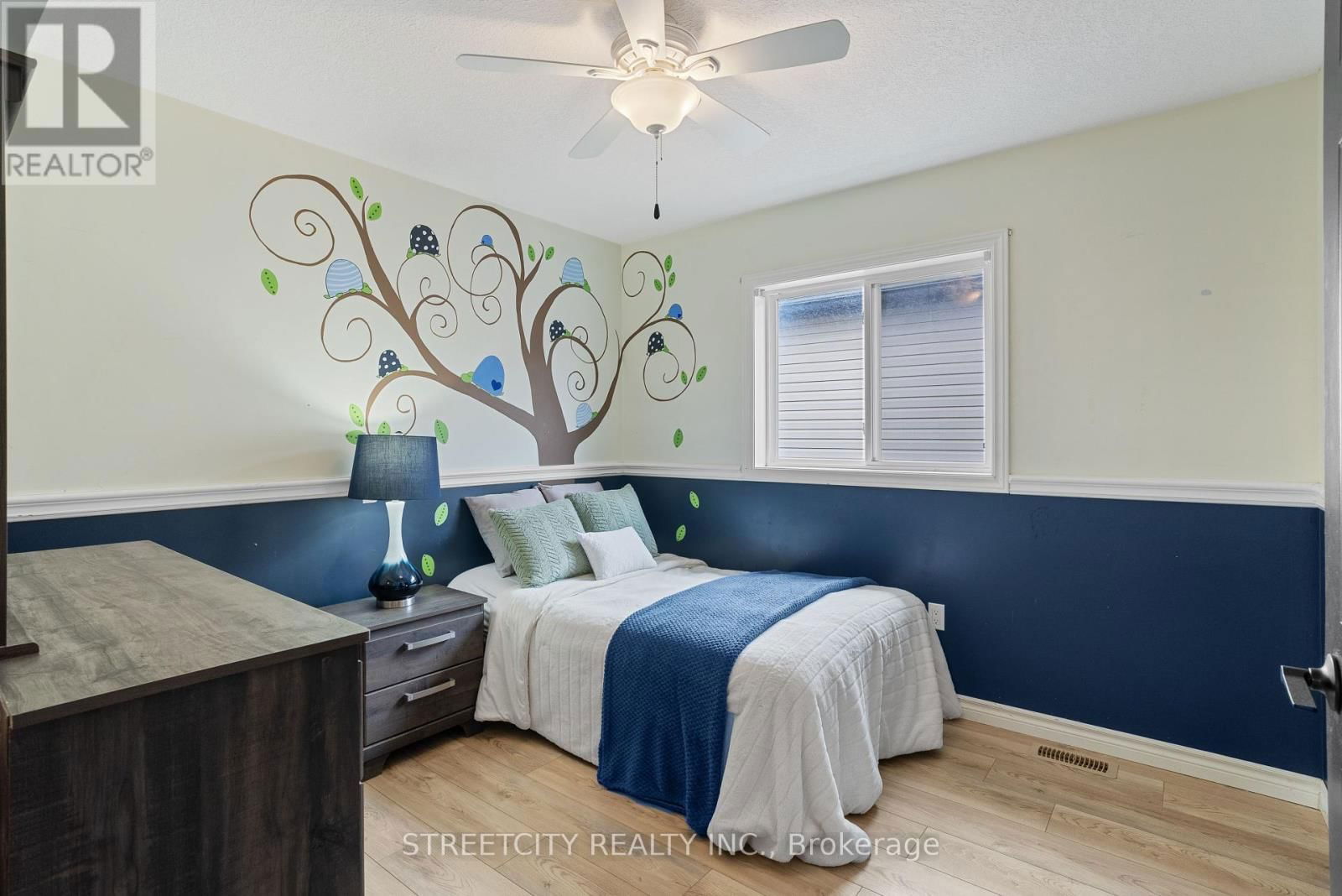 281 BAXTER STREET Image 29