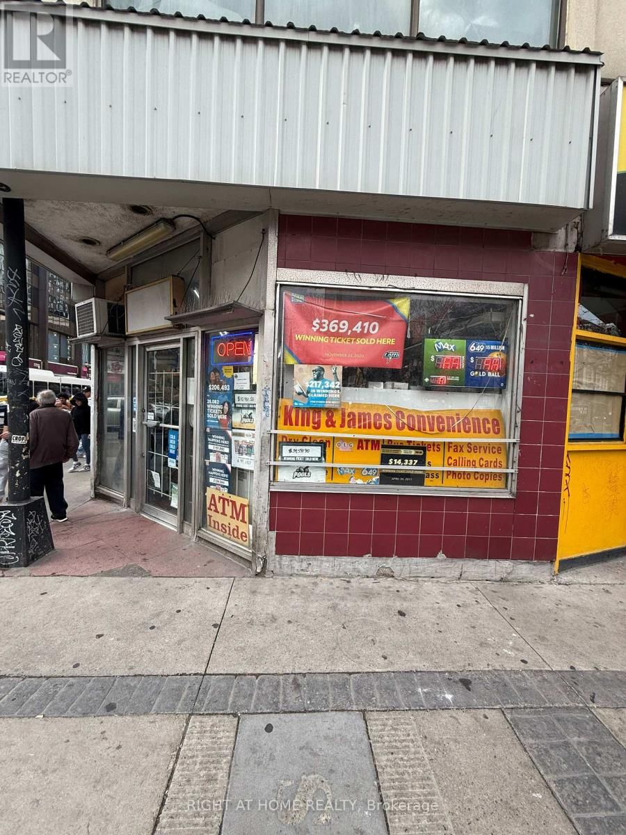 1 KING STREET EAST Image 8