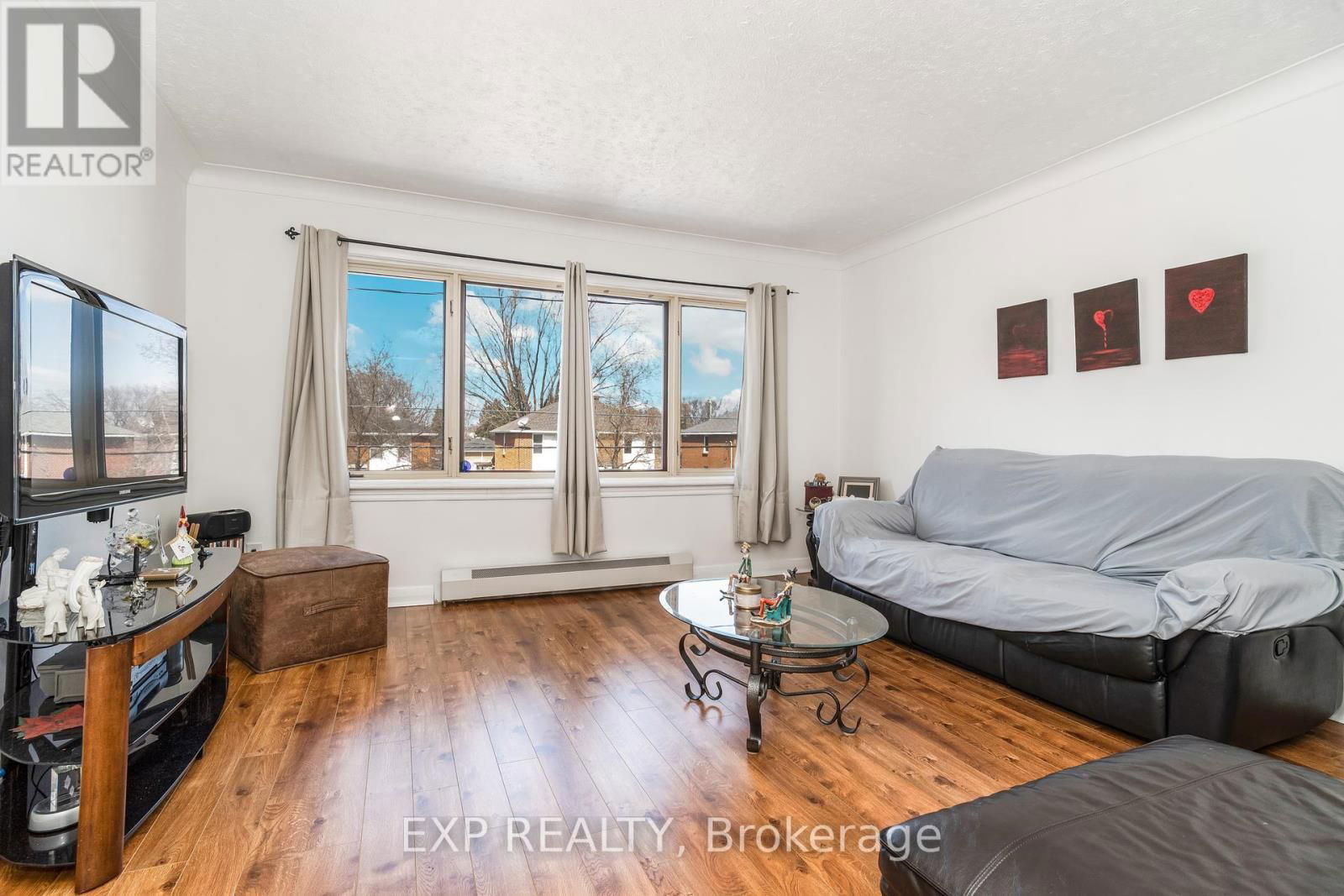330 DONALD STREET Image 16
