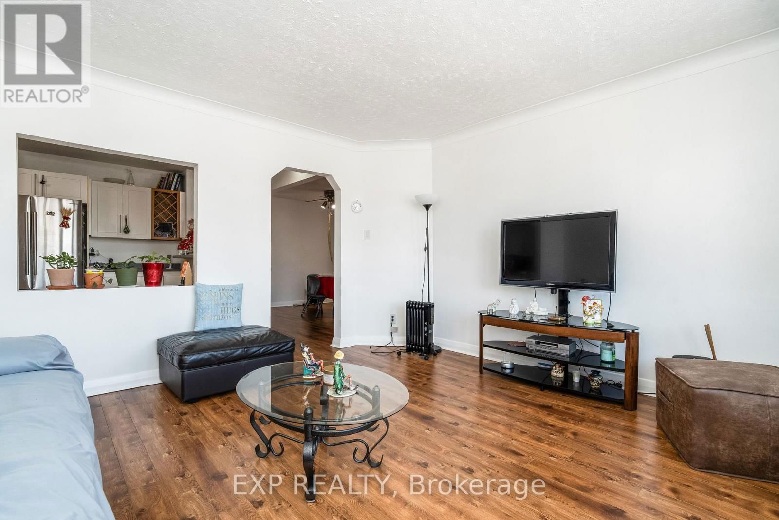 330 DONALD STREET Image 17