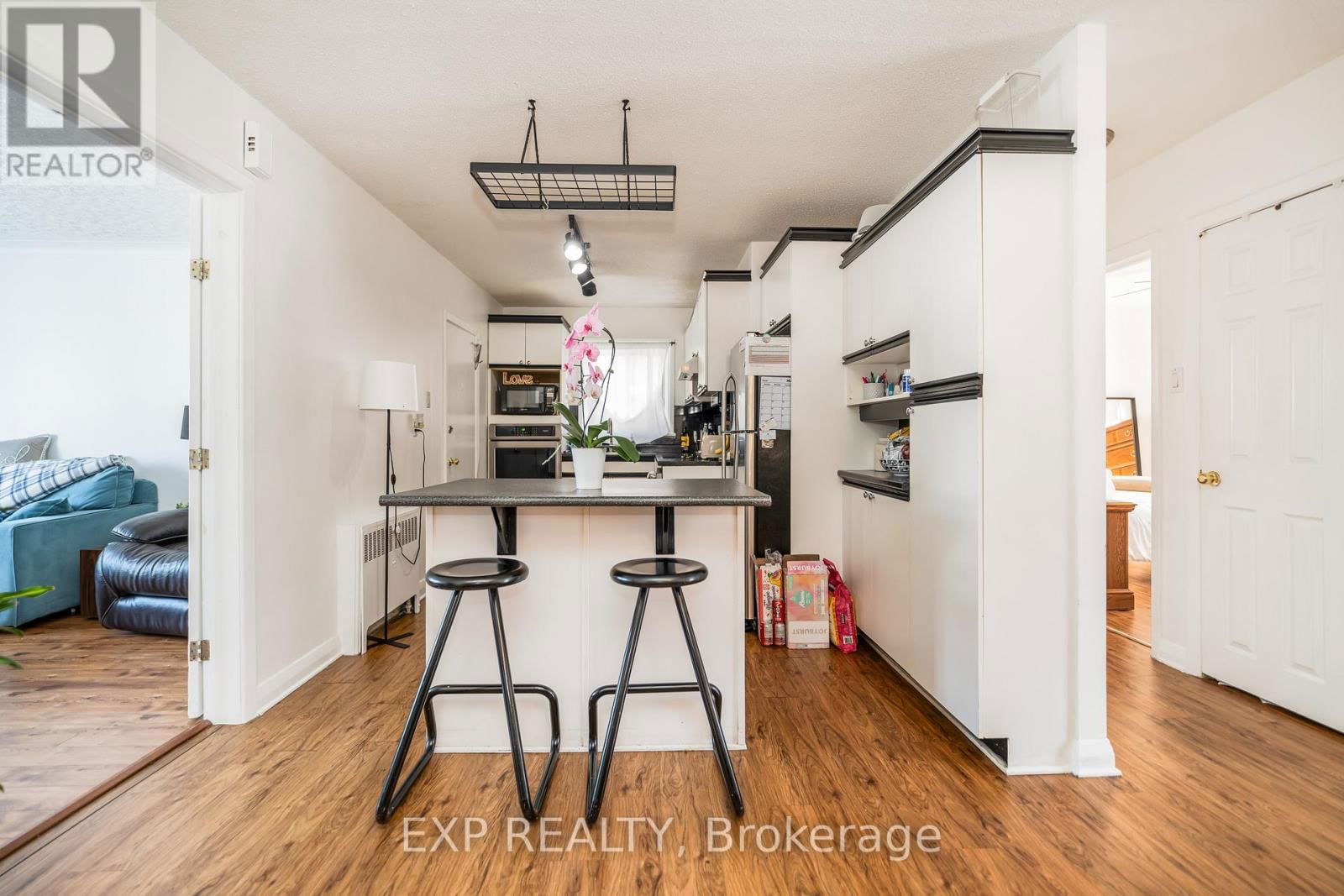 330 DONALD STREET Image 8
