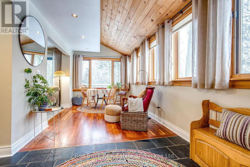 Tertiary Property View