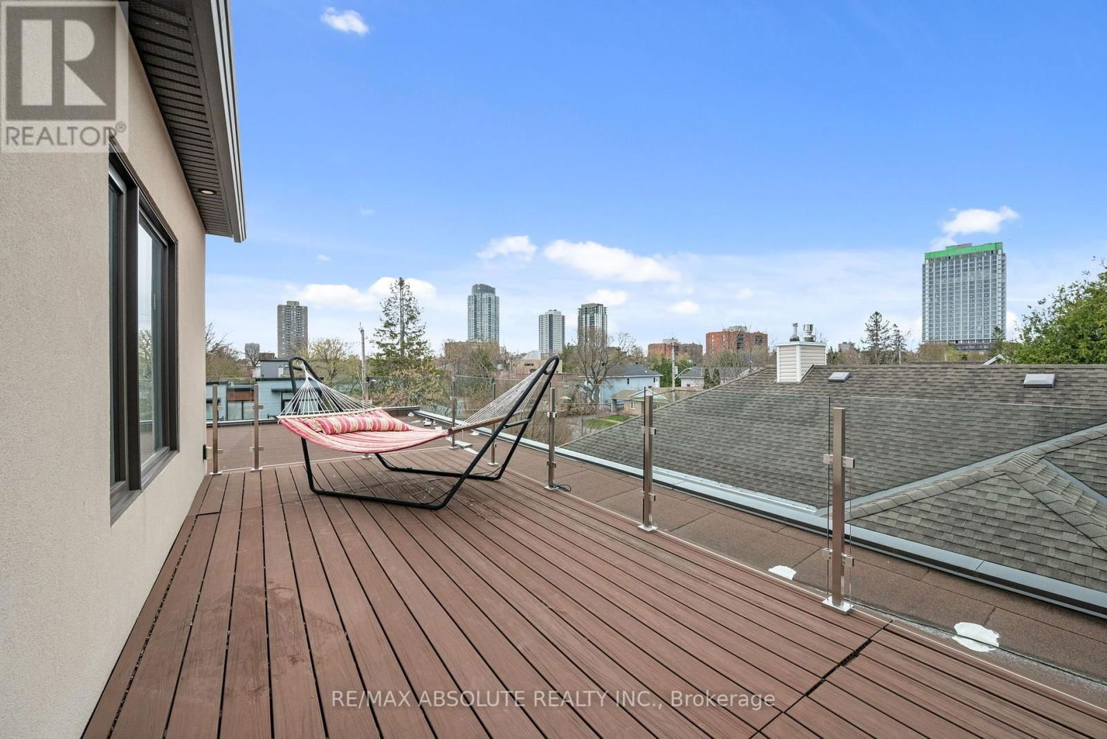 216B CHURCHILL AVENUE NORTH Image 38