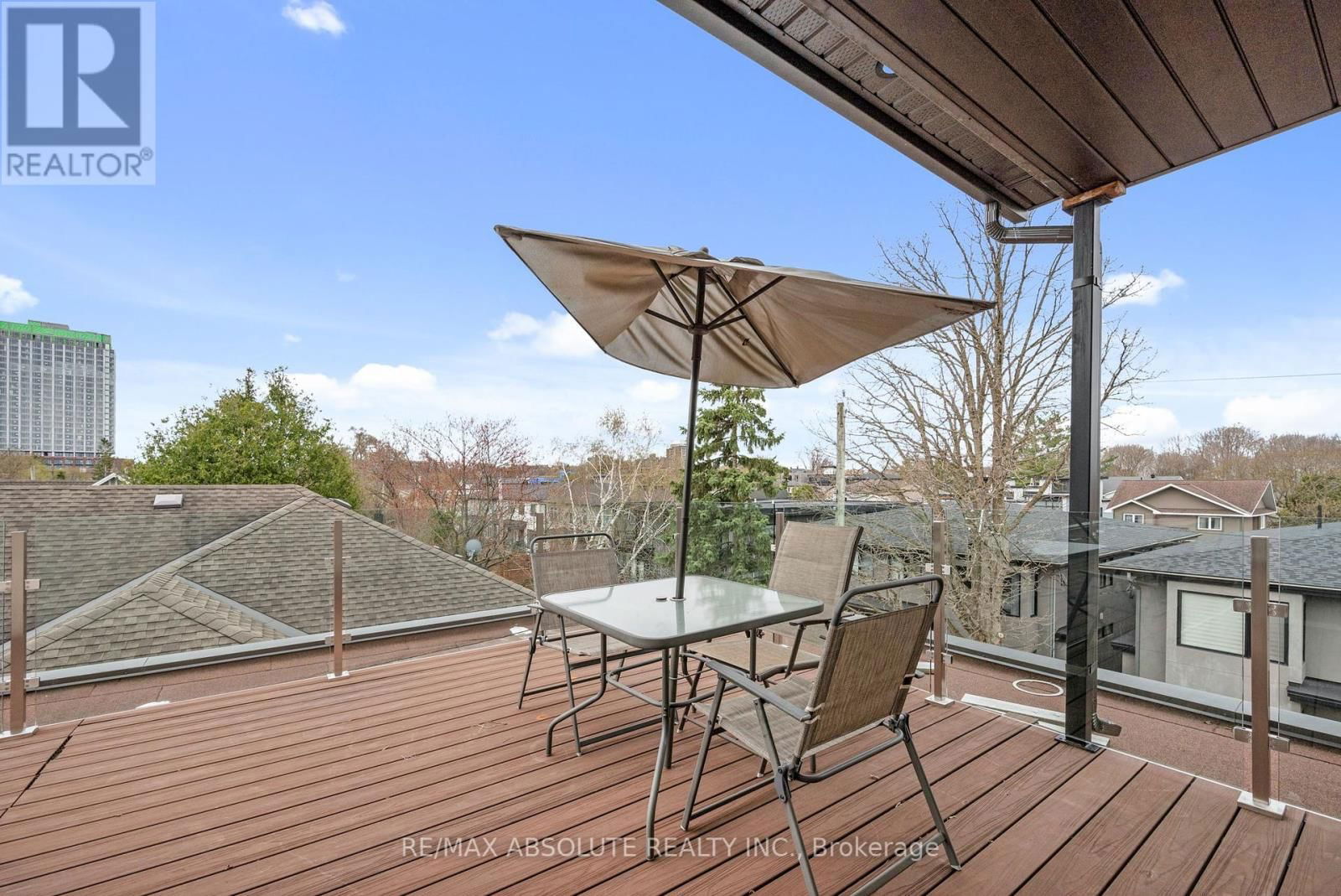 216B CHURCHILL AVENUE NORTH Image 39