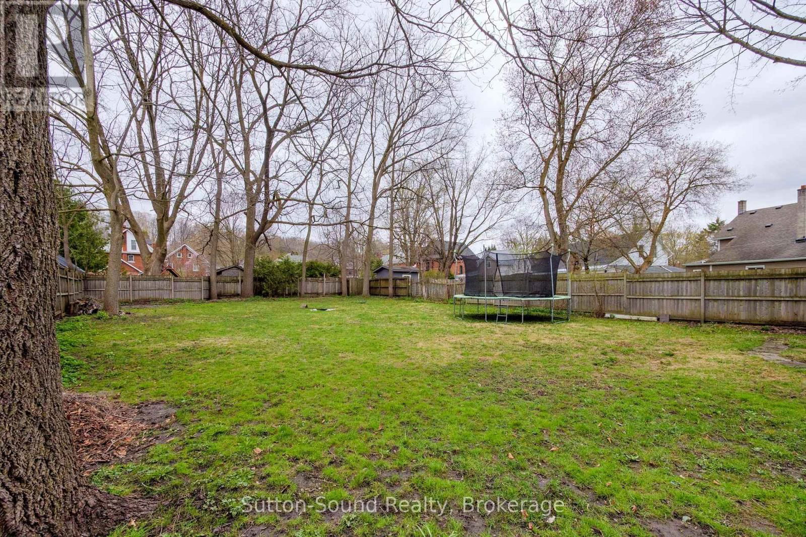 517 3RD AVENUE EAST Image 10