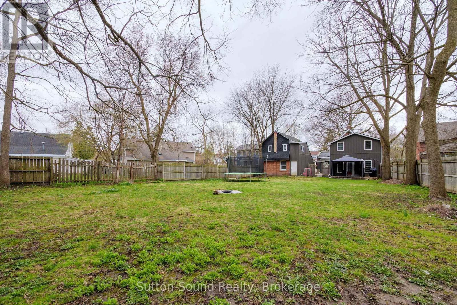 517 3RD AVENUE EAST Image 11