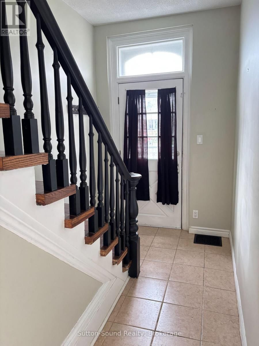 517 3RD AVENUE EAST Image 23