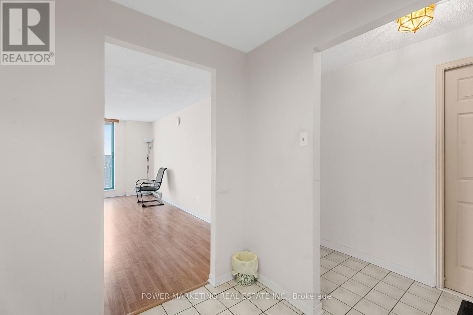 509 - 1440 HERON ROAD Image 11