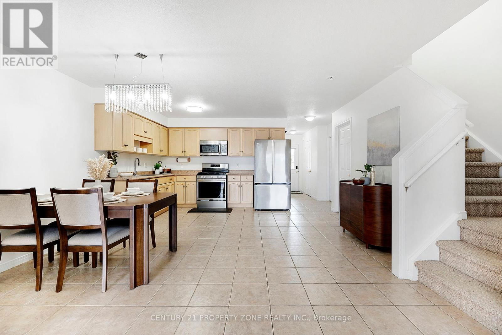 35 - 210 DAWN AVENUE Image 10