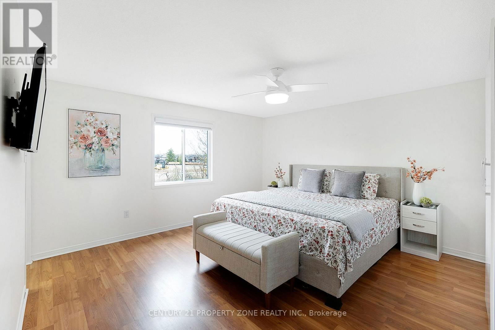 35 - 210 DAWN AVENUE Image 21