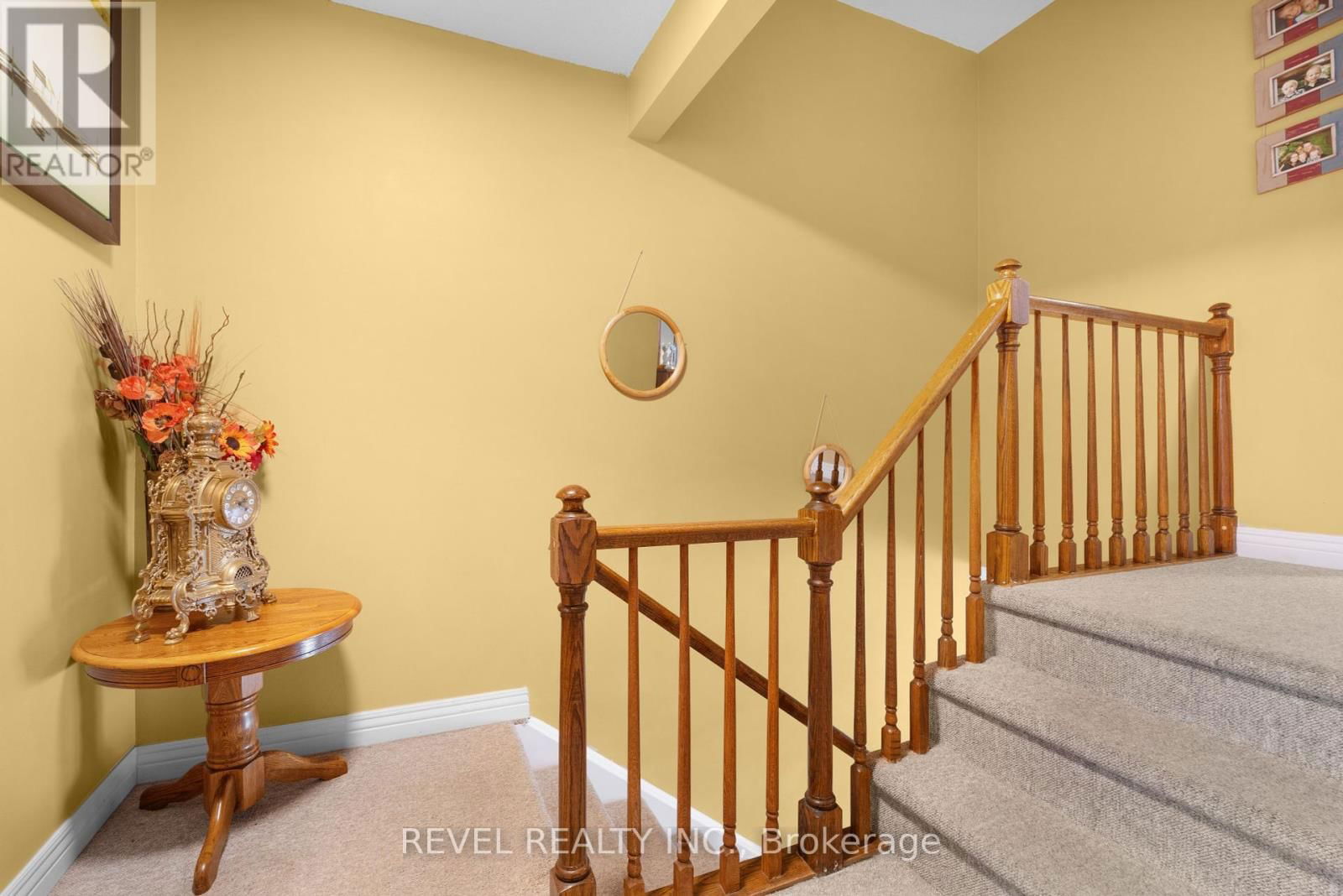 8 - 122 LAKESHORE ROAD Image 15