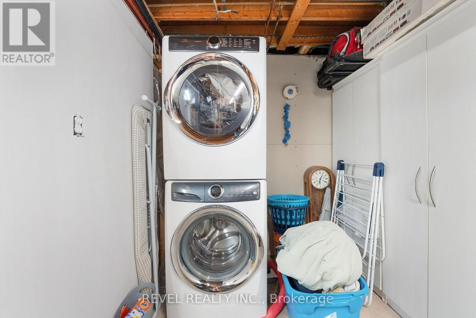 8 - 122 LAKESHORE ROAD Image 27