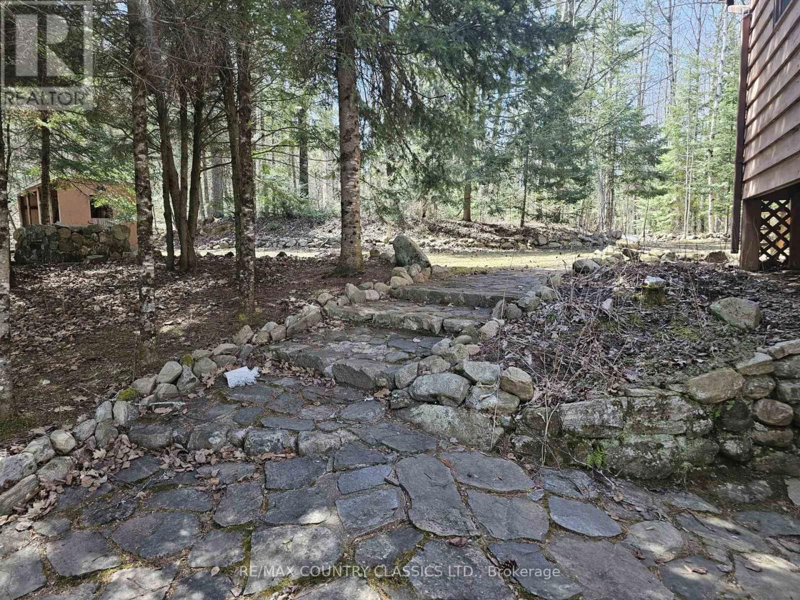 491 KUIACK LAKE ROAD Image 24