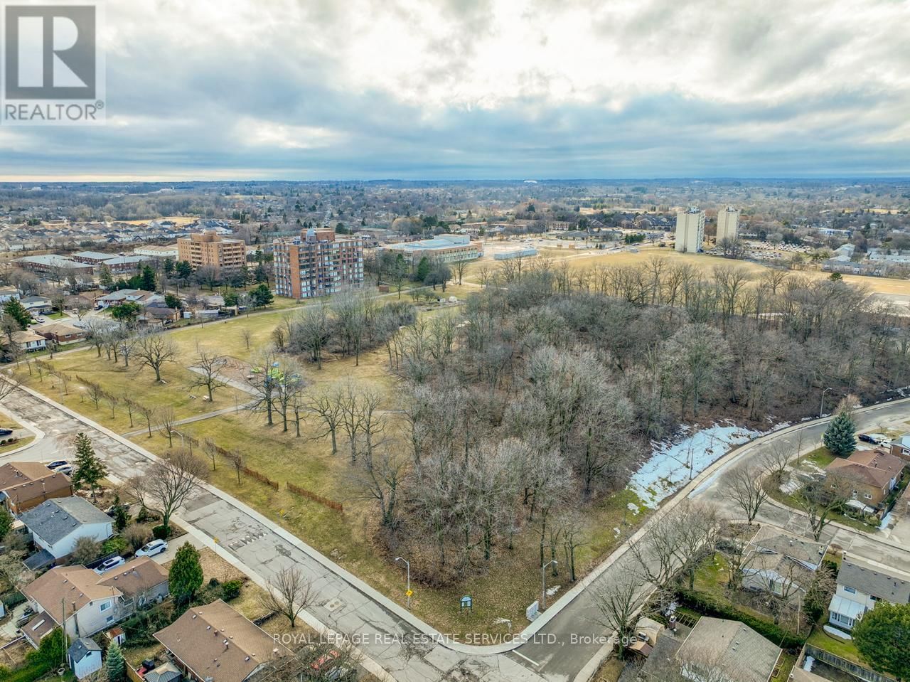 99 MOUNTBATTEN DRIVE Image 38