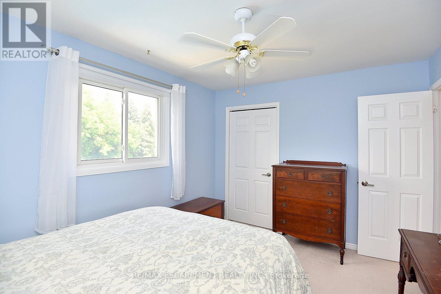 3 SUTER CRESCENT Image 24