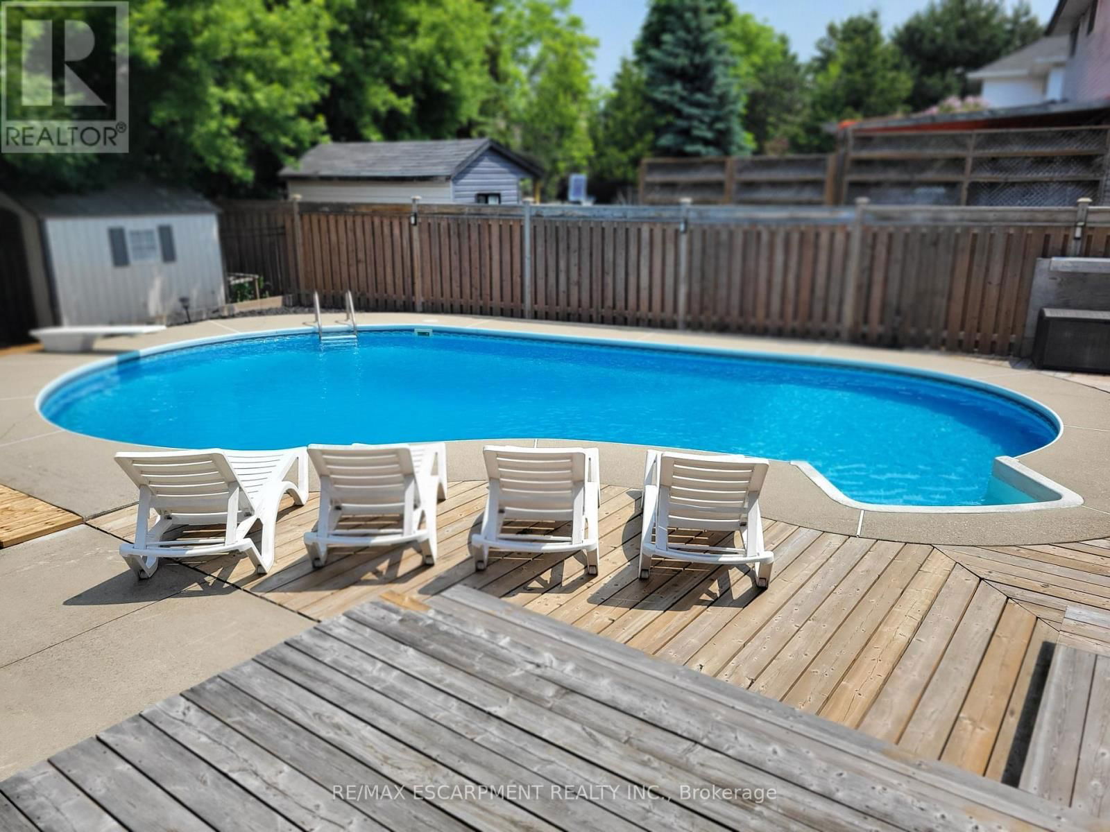 3 SUTER CRESCENT Image 39
