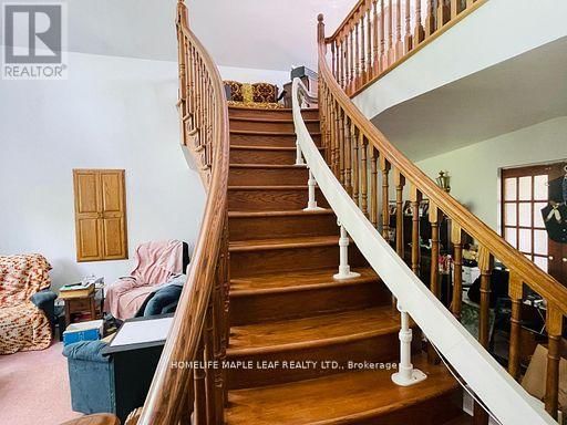 219 HILL ROAD Image 16