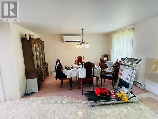 219 HILL ROAD Image 22