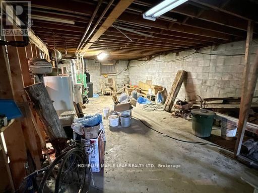 219 HILL ROAD Image 30