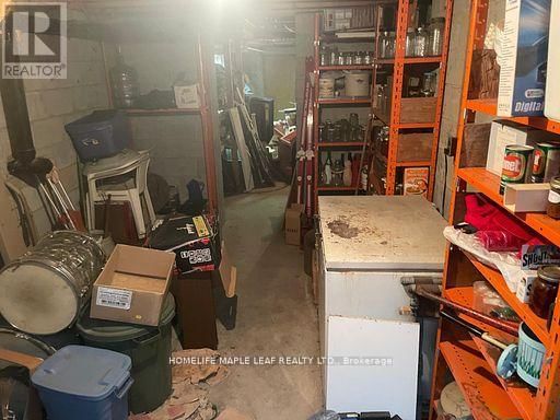 219 HILL ROAD Image 32