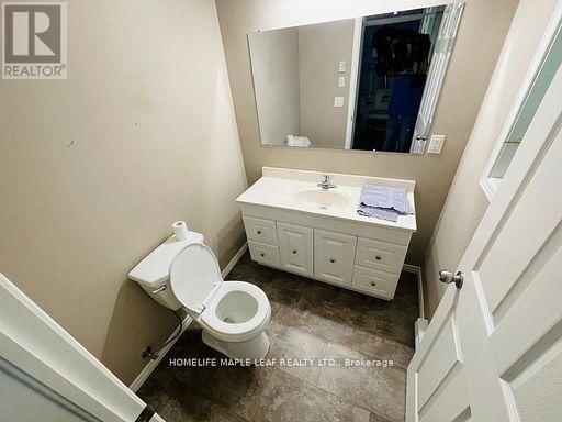 219 HILL ROAD Image 39