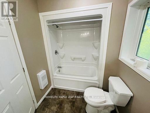 219 HILL ROAD Image 44