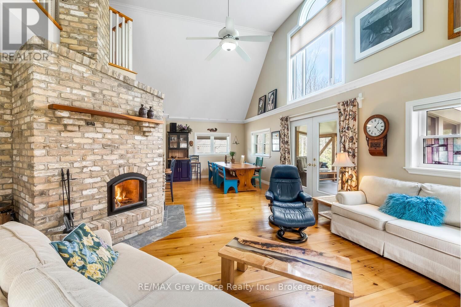 20 MAPLE DRIVE Image 11